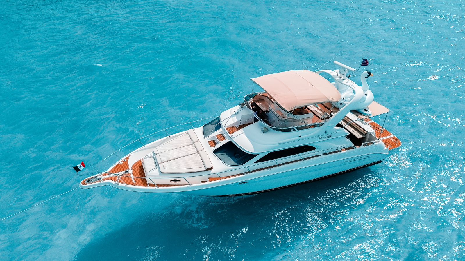 Sea Monkey 50ft yacht rental Cancun - Private yacht charter for 22 guests with air conditioning and professional crew